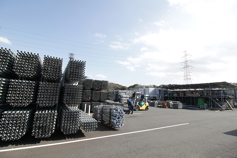 建設資材及び付属資材の販売及びリース業